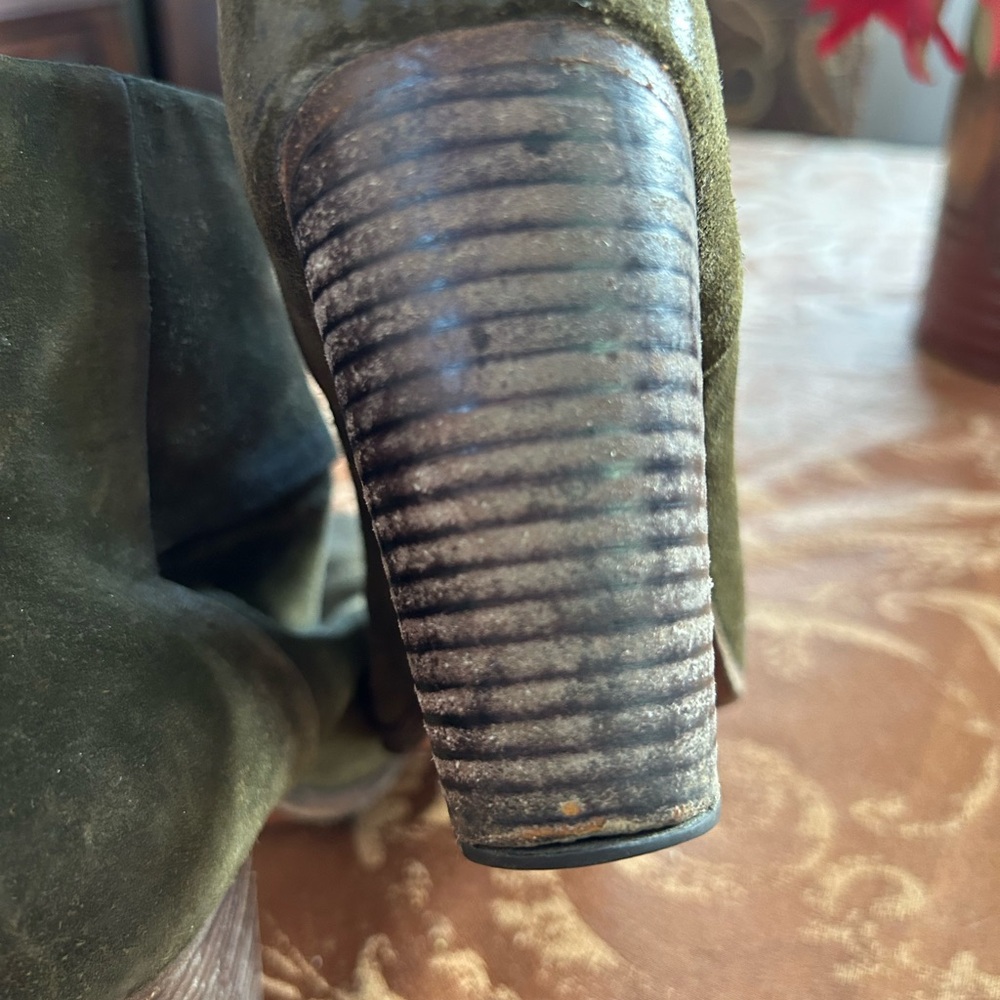 Rag and Bone Newbury Green Suede Booties, size 39 - Picture 7 of 9